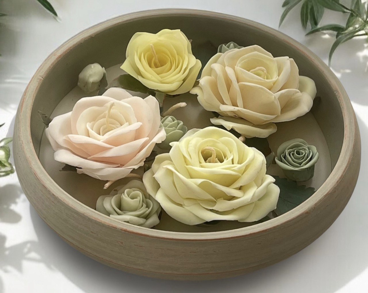 مجموعه شمع‌های رز پاستلی در کاسه - تصویر 2