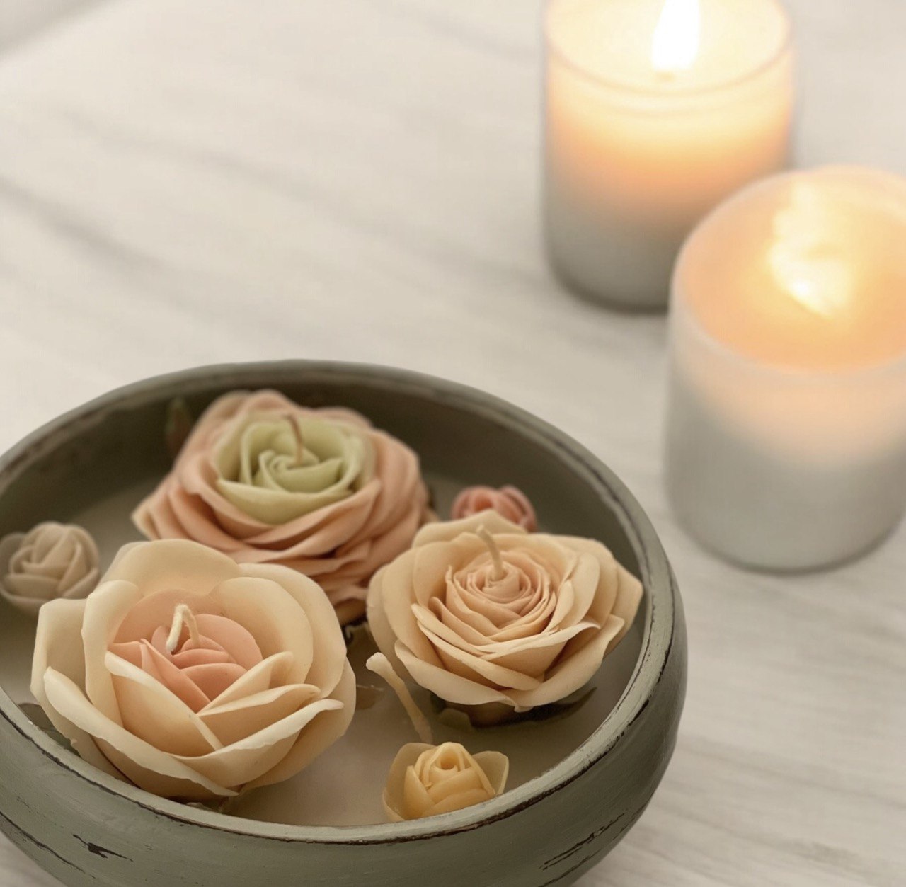 مجموعه شمع‌های رز در کاسه - تصویر 3
