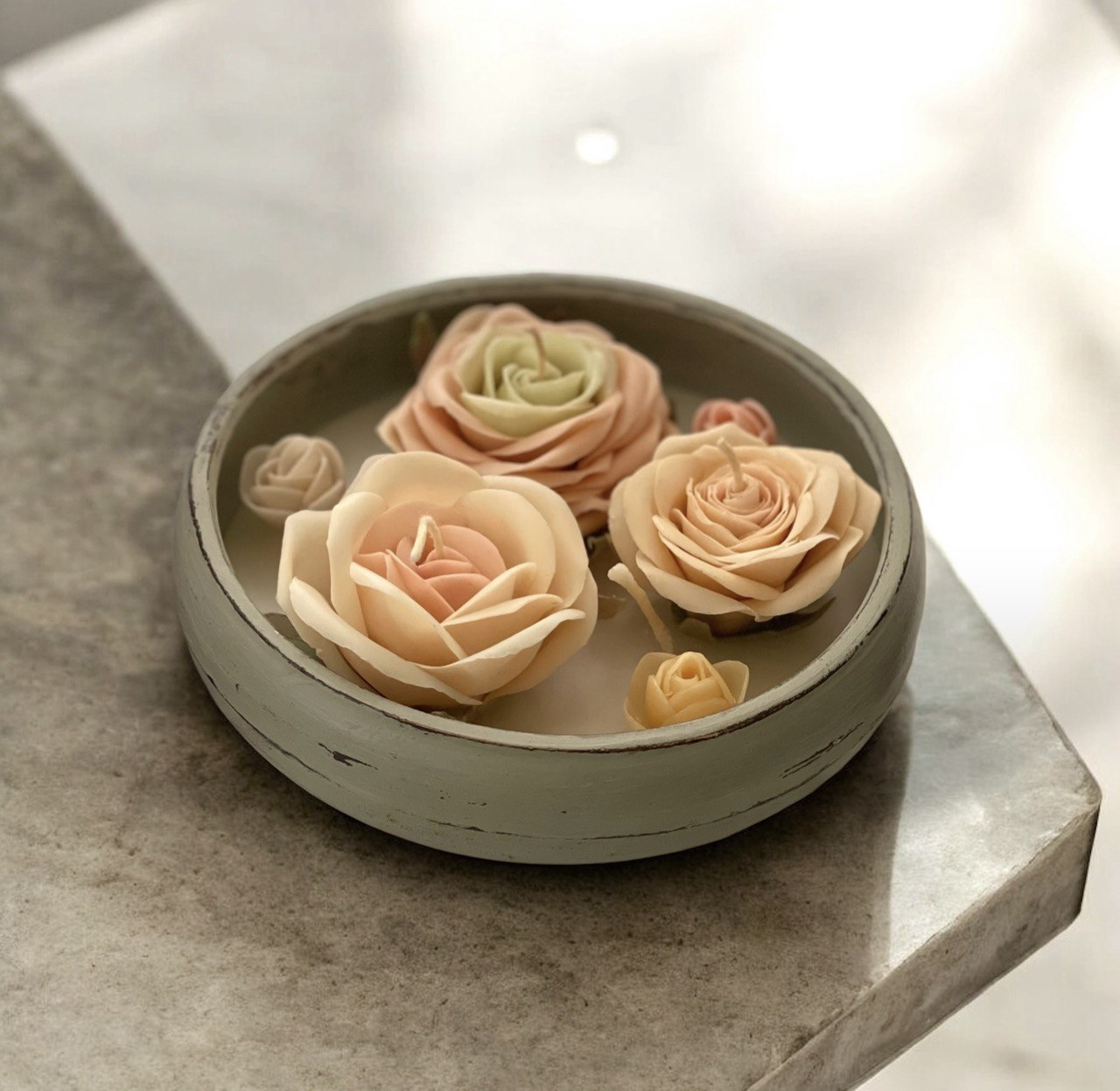 مجموعه شمع‌های رز در کاسه - تصویر 4